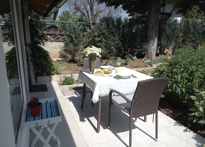 Tiny House With A Big Heart * Postumia